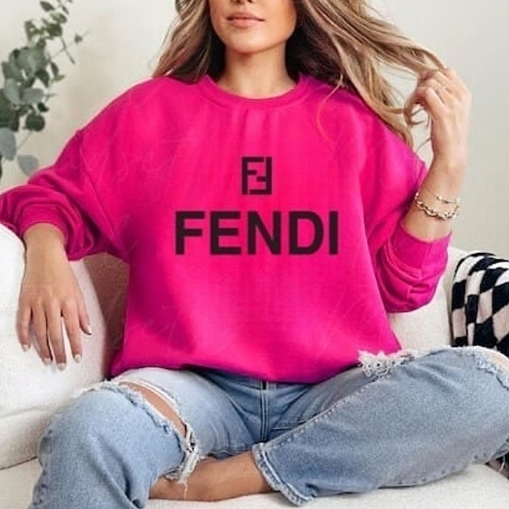 Women's Pink Sweatshirt